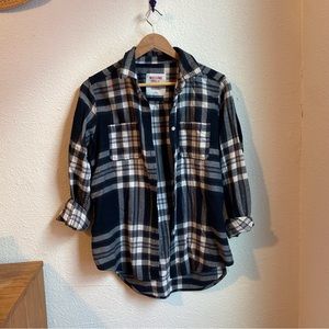 Boyfriend Fit black and white flannel Sz small